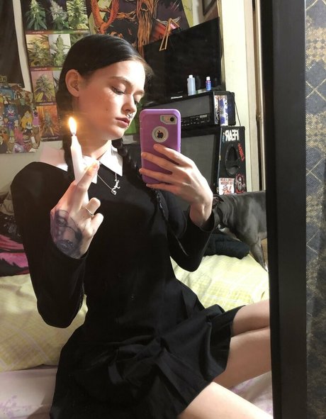 peacheyscreams Profile Photo