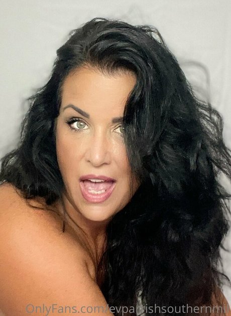 evparrish pornstar sexy image