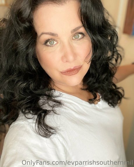 evparrish nude star image