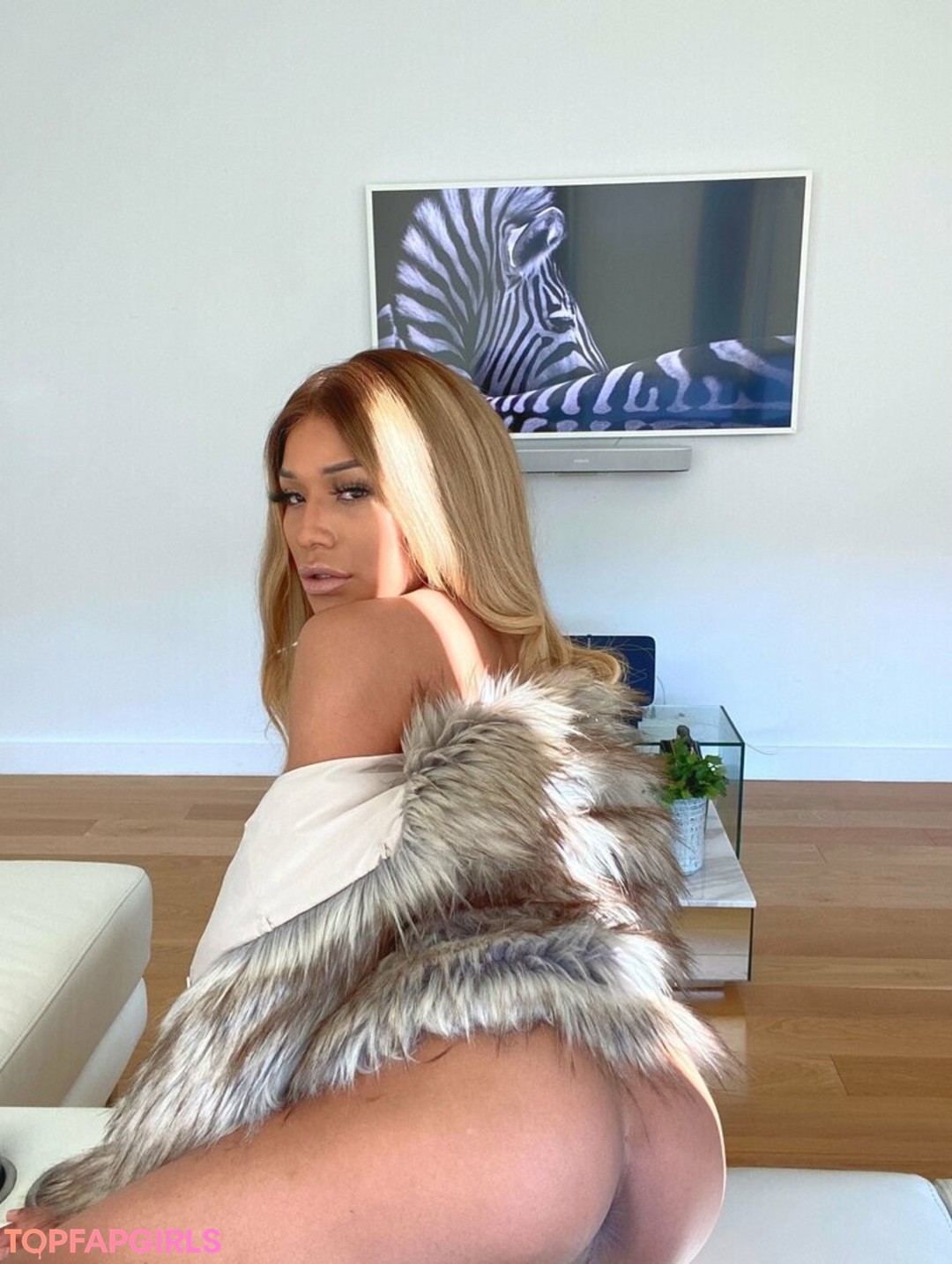 thessupreme star best pictures