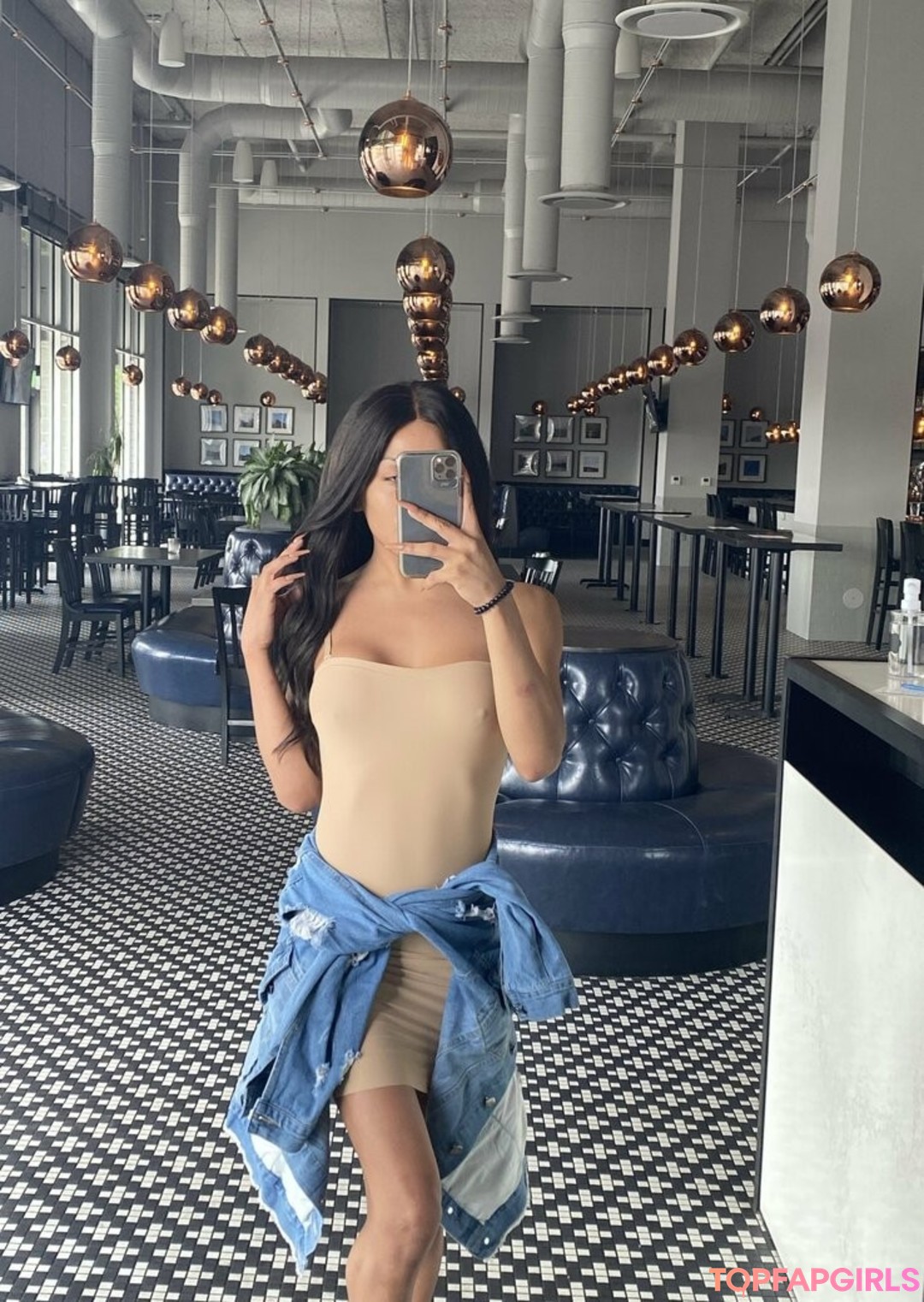 thessupreme pornographic star image