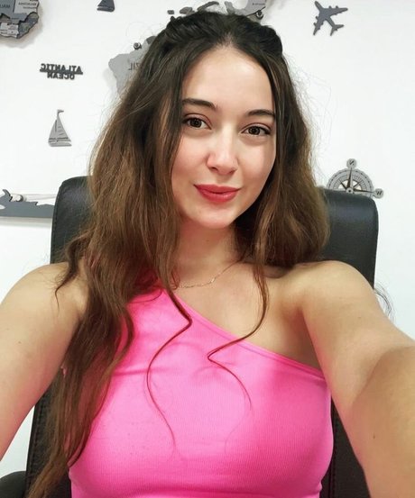 Little BabeVIP sex actress galleries