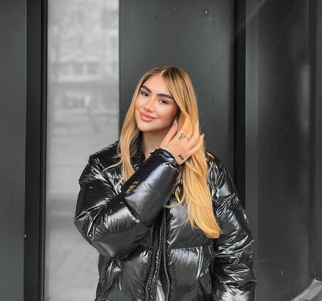 lisa straube model beautiful gallery