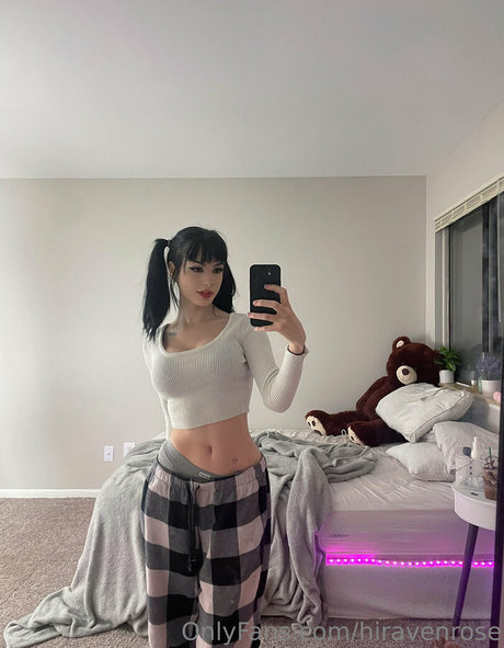 hiravenrose model adult galleries