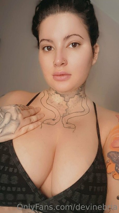 devinebria pornstar exclusive pic