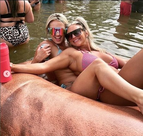 Kitcate pornstar nudes img