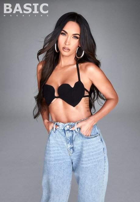 sex girls onlyfans art naked photo