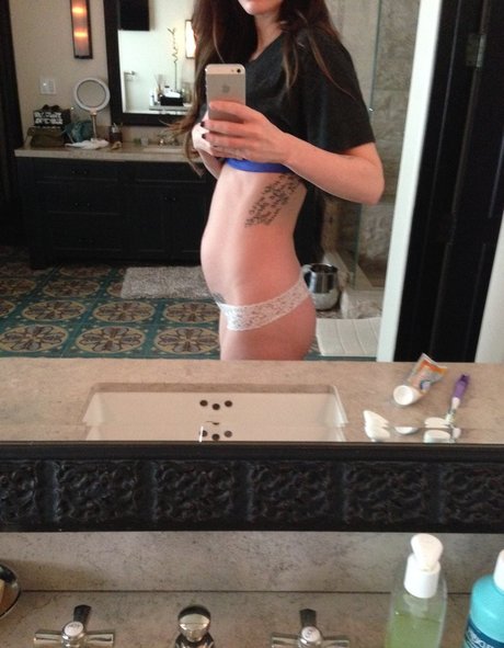 Megan Fox star nudes image