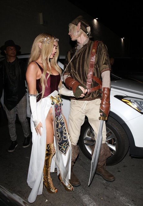 Megan Fox nudes pornstar img