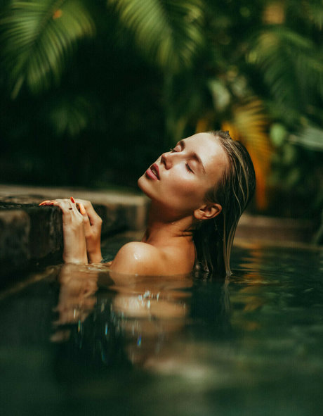 shemale handjob onlyfans hd galleries