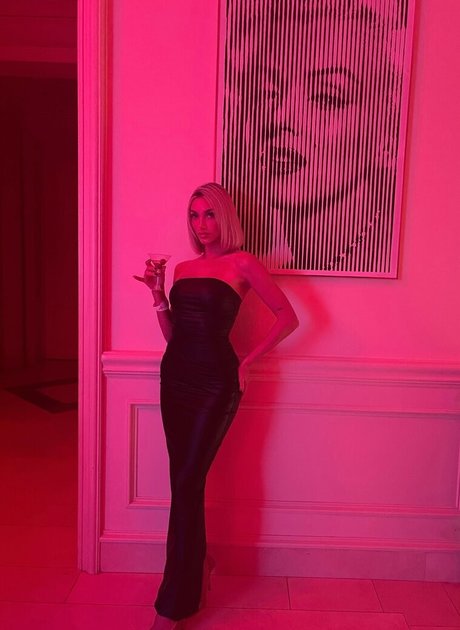 cakebycay exclusive pornstar images