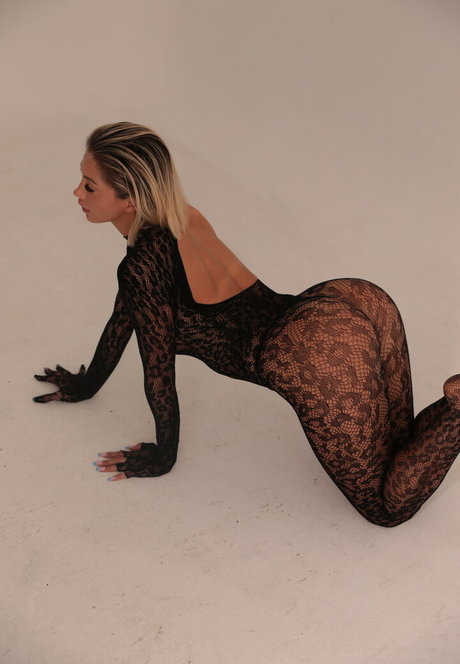 cakebycay pornographic model pics