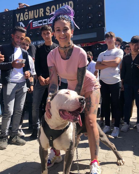 Yagmur Simsek_ model perfect pictures