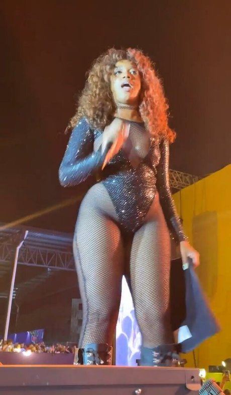 famous onlyfans xxx image