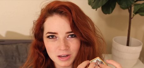 Goodnight Moon model free photo