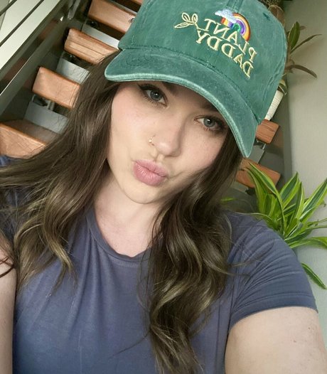 Barista Cassi_ erotic model galleries