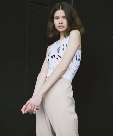 Evelin pornstar nude images