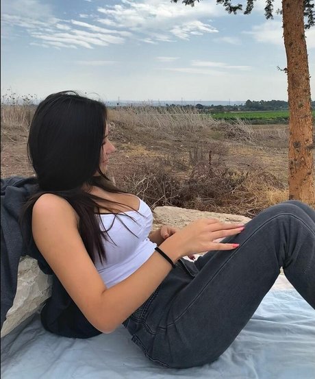 Aviya Danino pretty pornstar archive