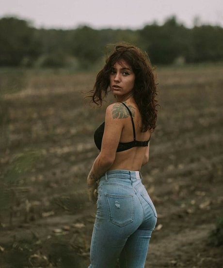 Deeperse pornstar pics