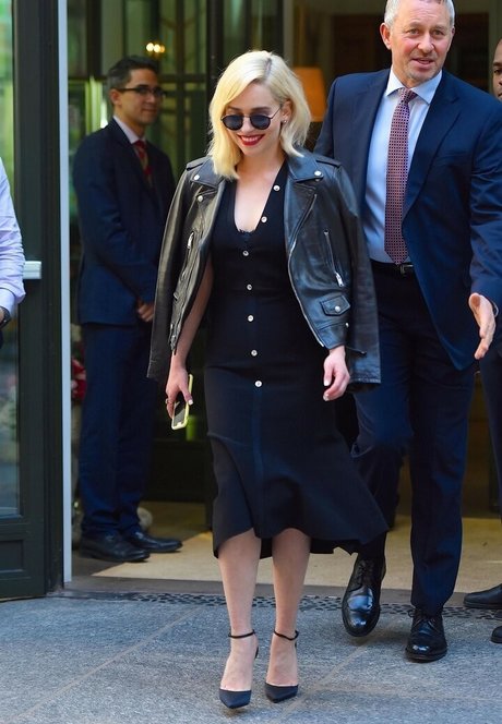 Emilia Clarke star best galleries