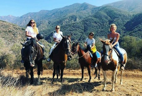 Emilia Clarke nude star picture