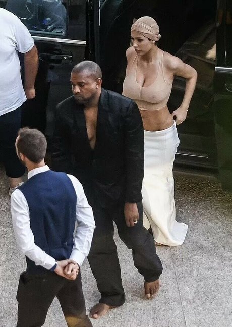 blonde muscle onlyfans porn image