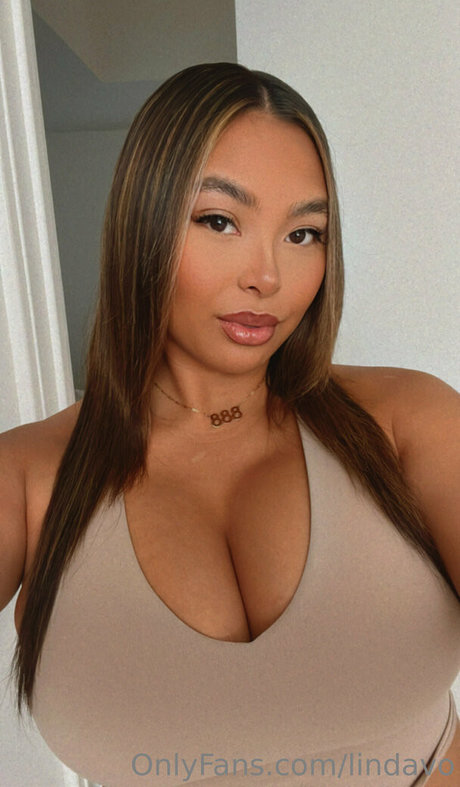 Linda Vo pretty actress pictures