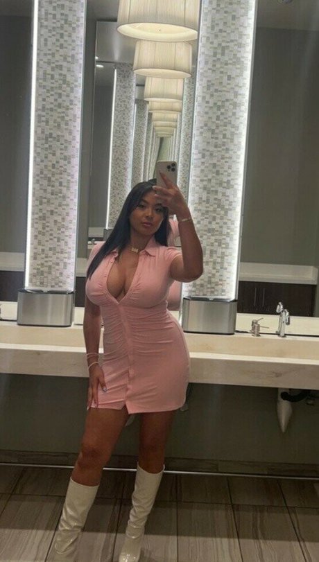 Linda Vo exclusive actress photos