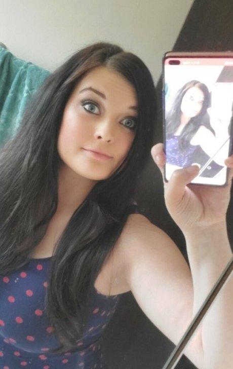 lauraleighxoxo pornstar adult picture