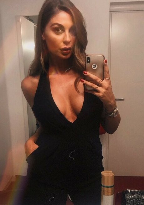 Jolanda De Rienzo model sex pic