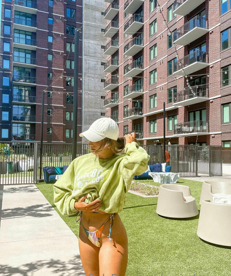 jilliantorres18 pornstar naked images