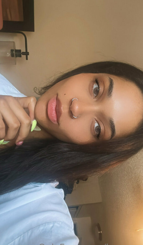 be rave model nudes img