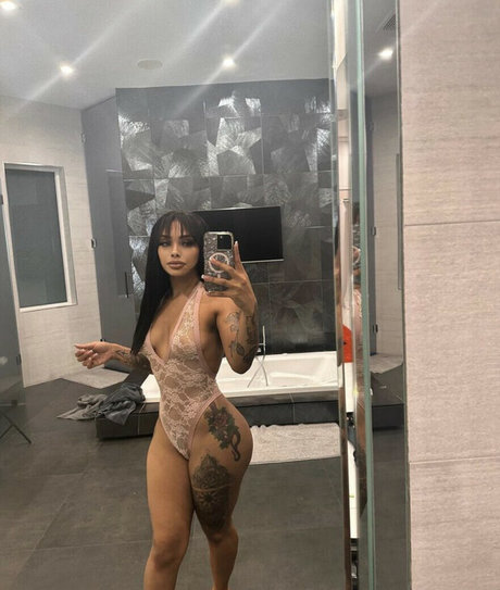 beauty girls onlyfans free porn gallery