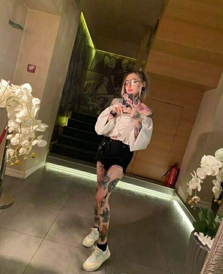 marrllaa pornstar xxx pic