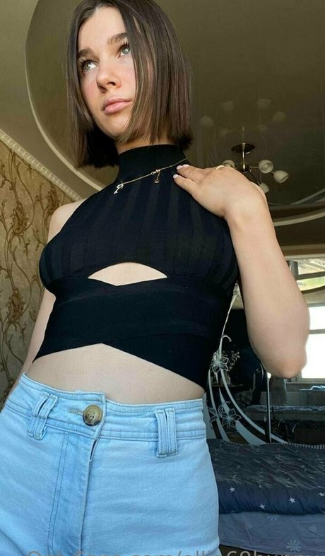 Ellie69bunny hot star picture