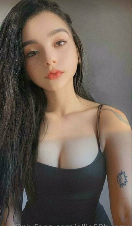 Ellie69bunny model free pic