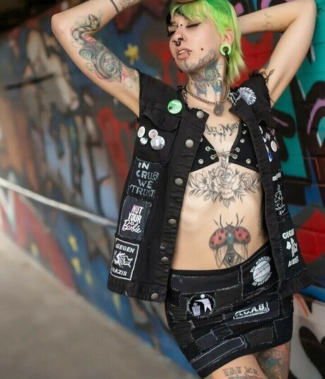 micky009 perfect star photo