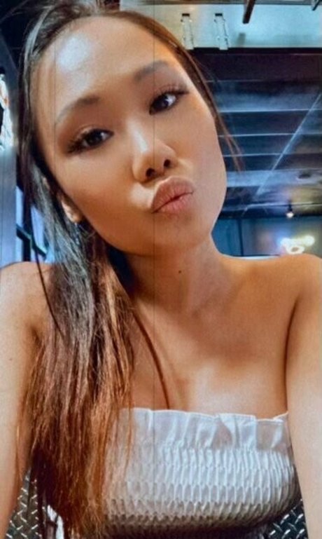 DeliciousDani model perfect photos