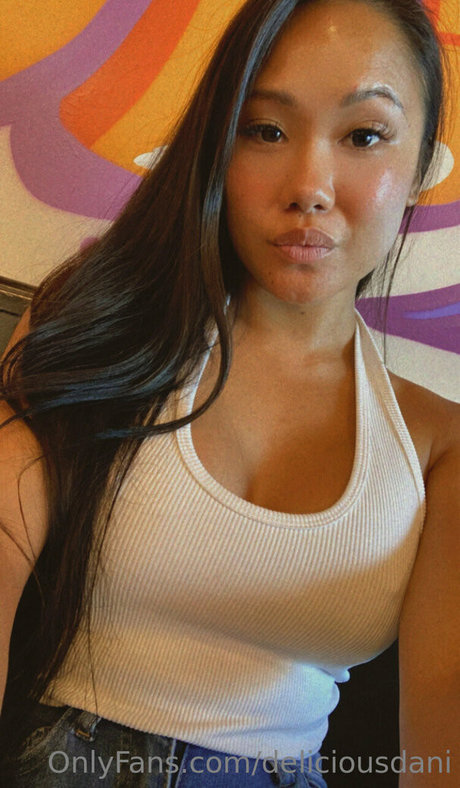 DeliciousDani star sex pics