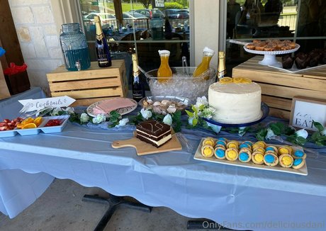 DeliciousDani free pornstar galleries