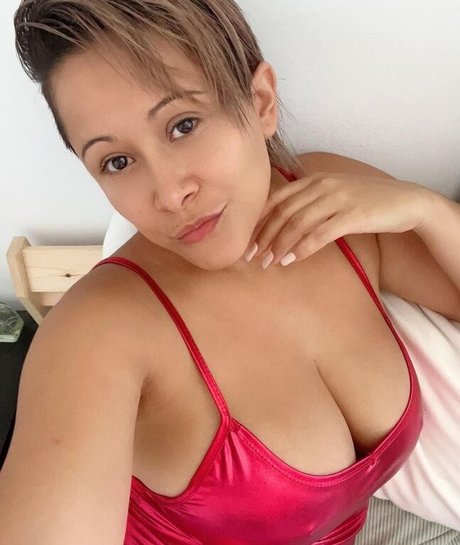 Victoria Mae best pornstar pics