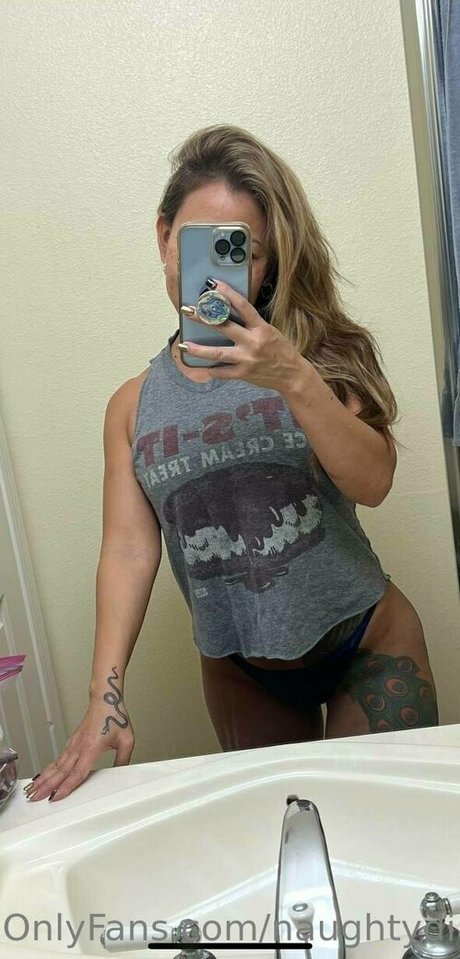 naughtydiamond11 nice actress img