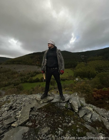 non nude onlyfans beautiful naked photos