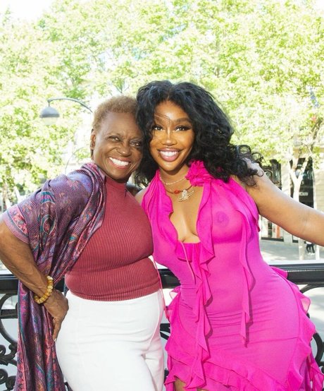 blowjob brunette onlyfans free sexy photo