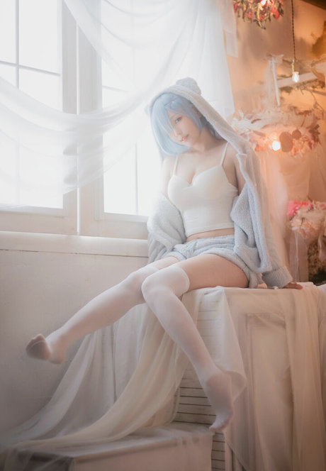 eeelyeee star porn archive