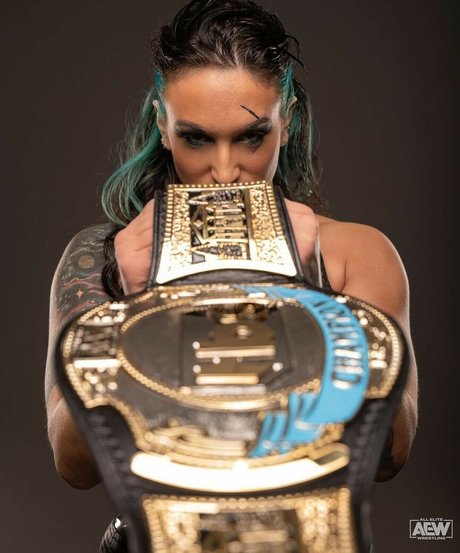 waitress onlyfans hot archive