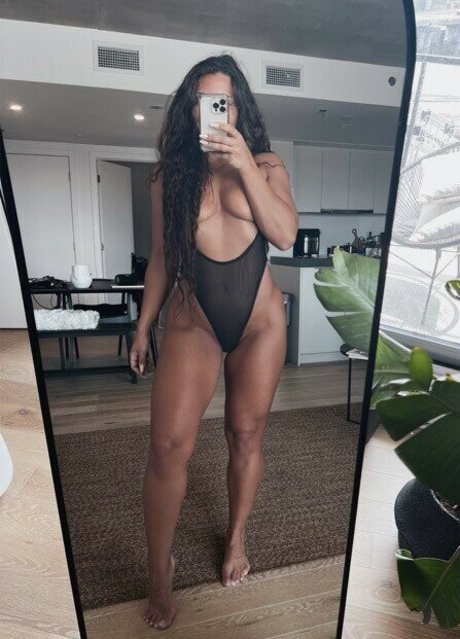 Raphaelle Bardot naked star image