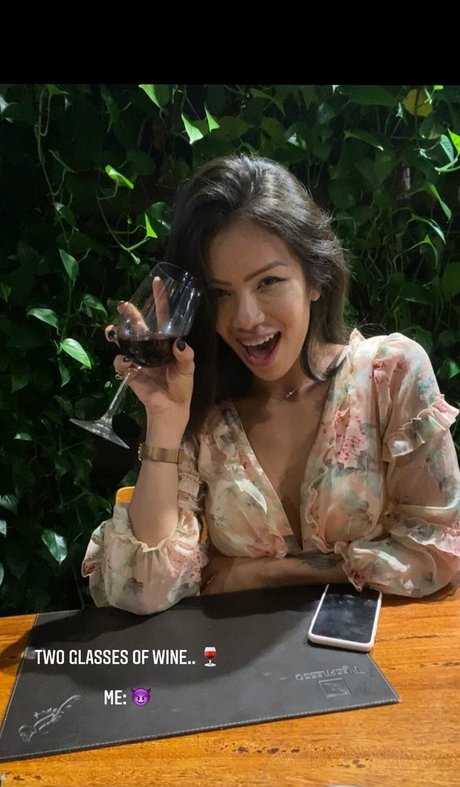 Victoria Helena star pics