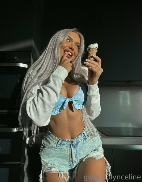 gwendolynceline hot star pic