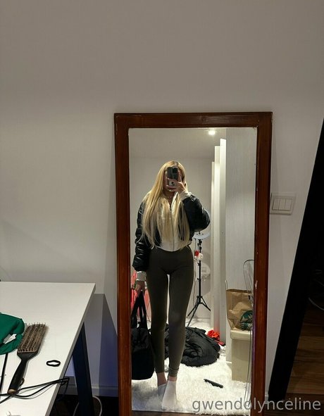 waitress onlyfans nude picture